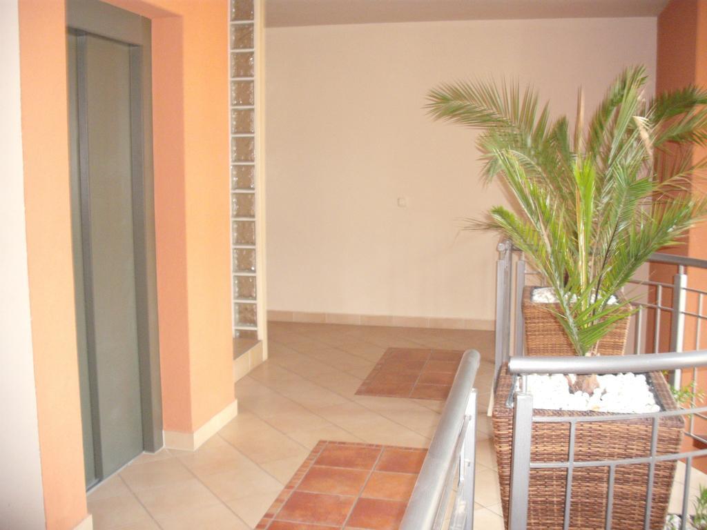 Villa Palazzo Apartments Siófok Esterno foto