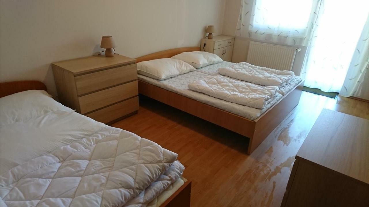 Villa Palazzo Apartments Siófok Esterno foto