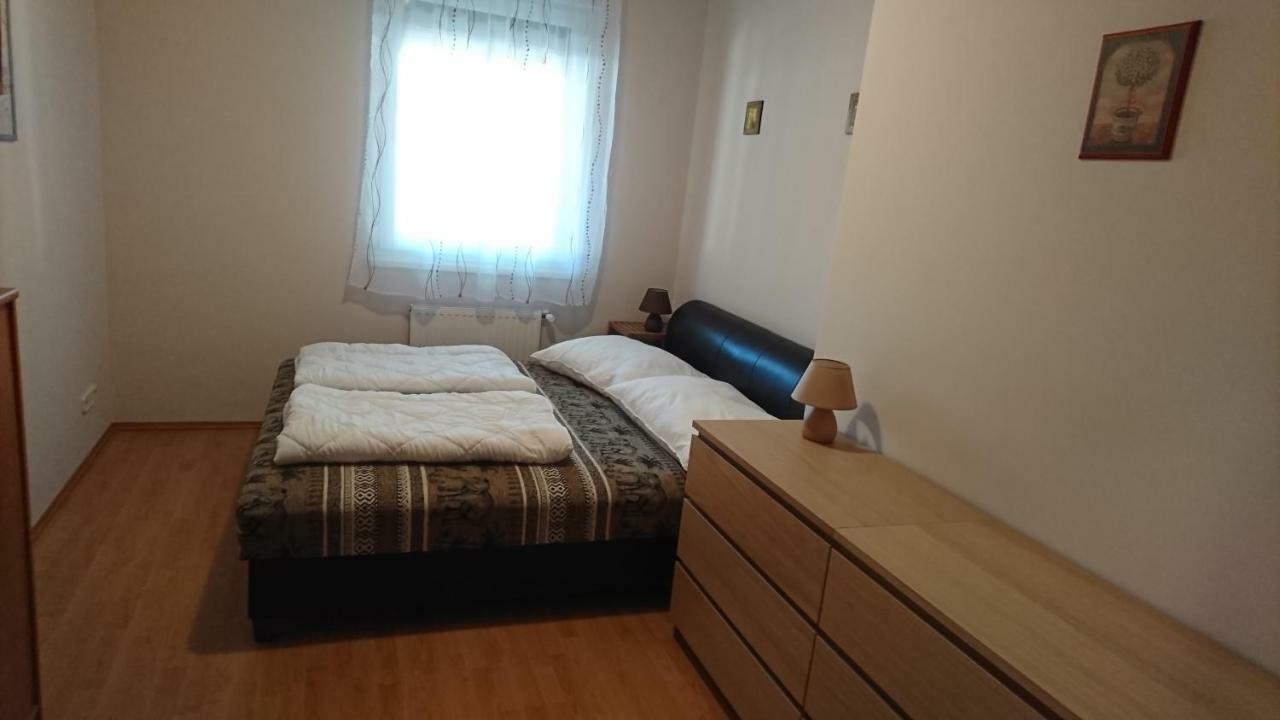 Villa Palazzo Apartments Siófok Esterno foto